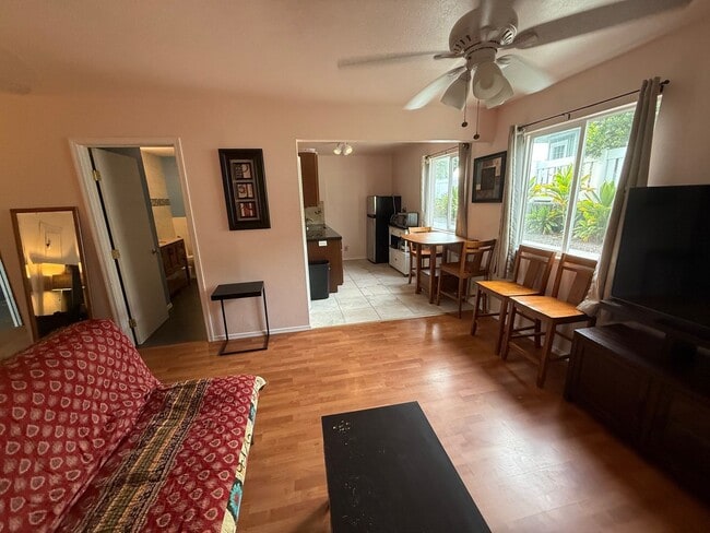 Building Photo - 73-4336 Hoolana Pl. Unit S