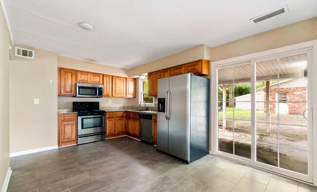 Photo - 8216 Afterglow Dr