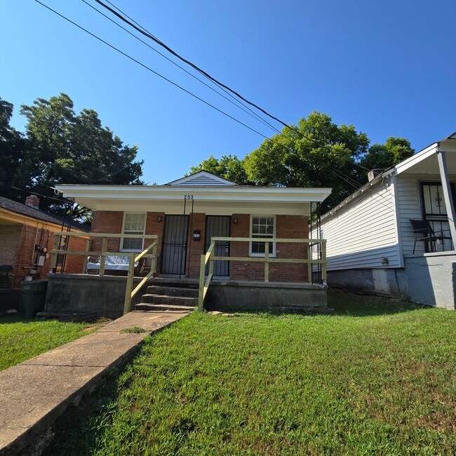 Building Photo - 253 Ingle Ave Rental