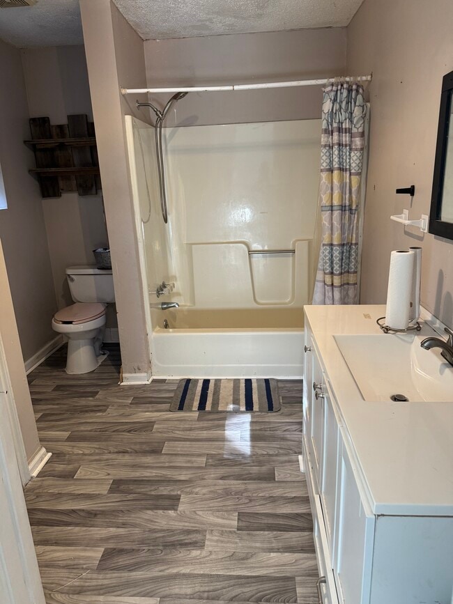 Photo - 3380 Goodwin Ln