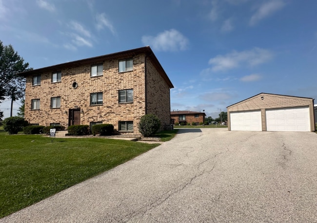 1106 8th St Ct Unit 1