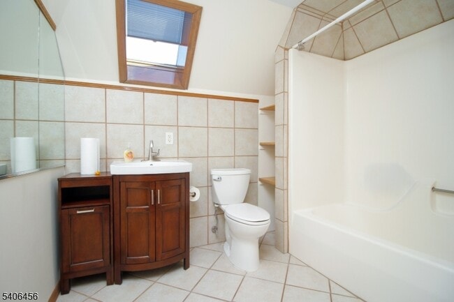 Photo - 172 S Morris St