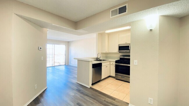 Photo - 5050 Klump Ave