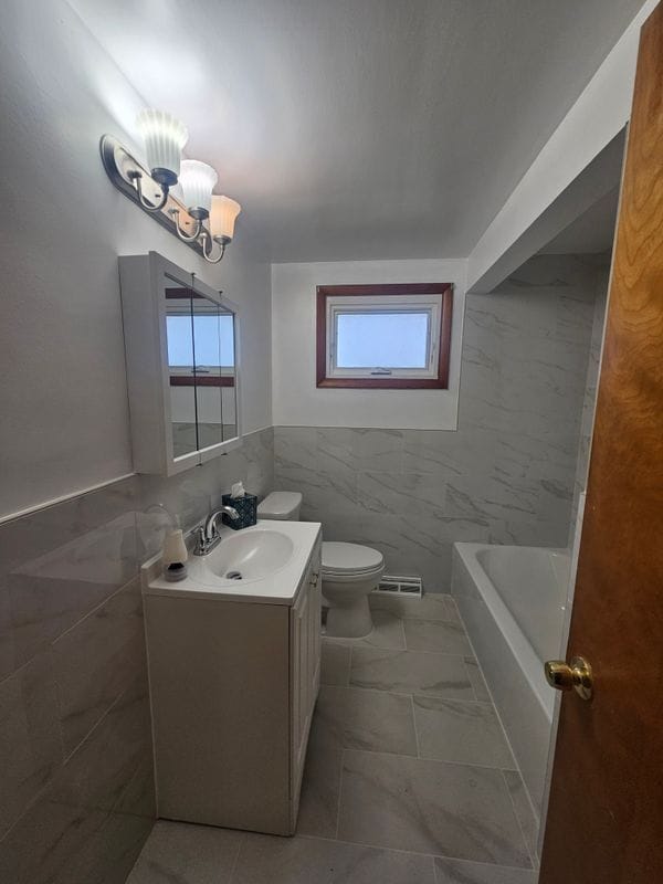 Photo - 44 Aurora Dr