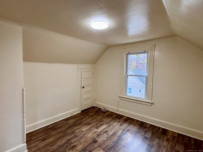 Photo - 58 New Litchfield St Apartamento