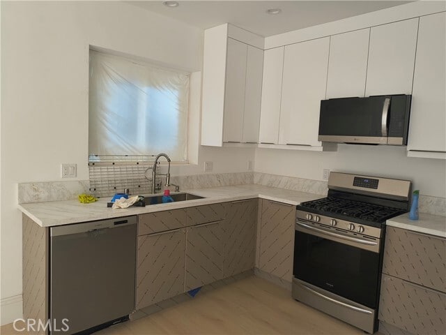 Building Photo - 4151 W 172nd St