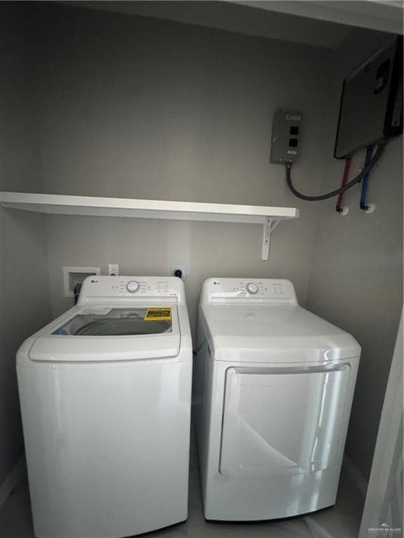 Photo - 11 Elsham Ave Unit 4