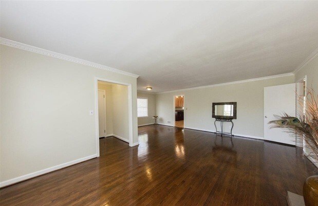 Photo - 510 Windsor Dr