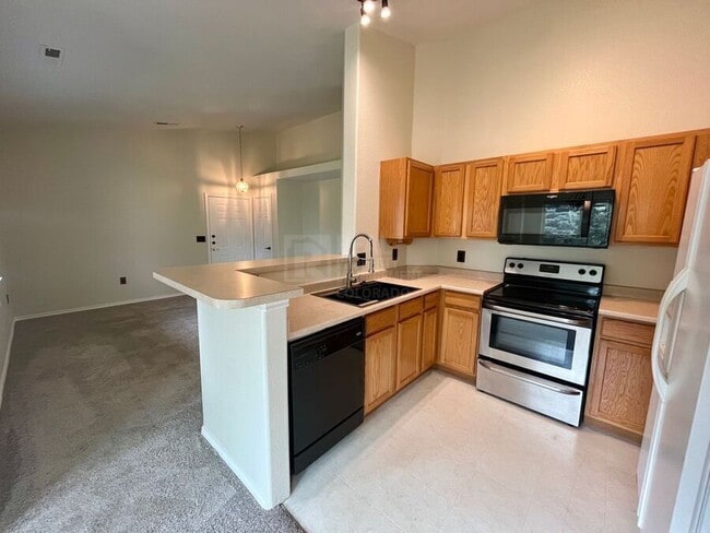 Photo - 3928 Riviera Grove Unit 203