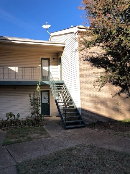Building Photo - 6784 Quail Hollow Ct Unit 2 Rental