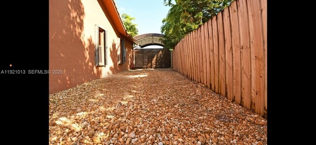 Photo - 17334 SW 149th Pl