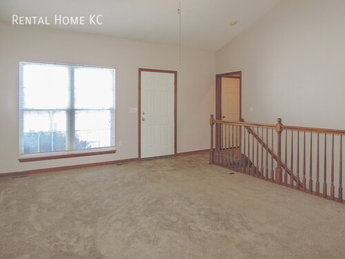 Photo - 7402 Hedge Ln Terrace