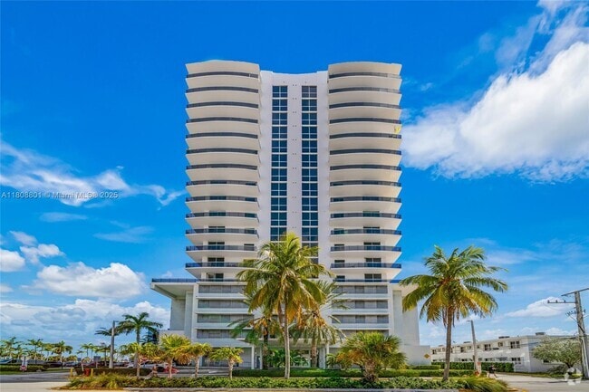 Building Photo - 7901 Hispanola Ave Unit 1605 Rental