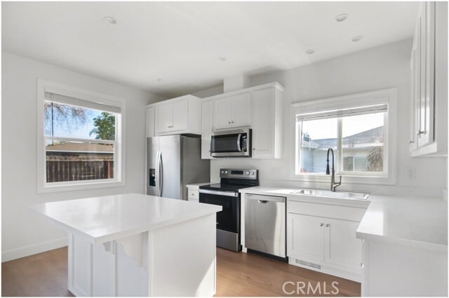 Photo - 690 N Grand St