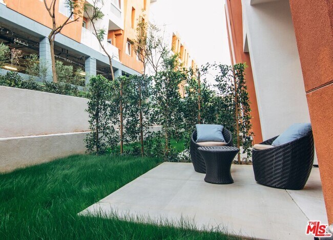 Photo - 1015 Figueroa Terrace Unit 20