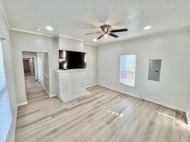 Photo - 2BR/1BA Home-Sweet-Home