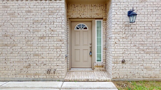 Photo - 519 Dr. Martin Luther King Jr. Dr.