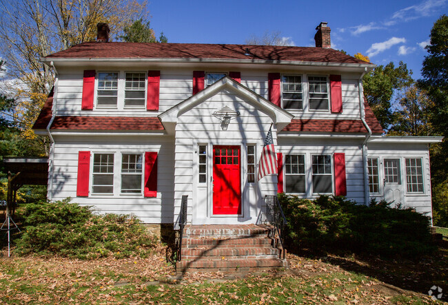 Building Photo - 171 Goldens Bridge Rd Rental