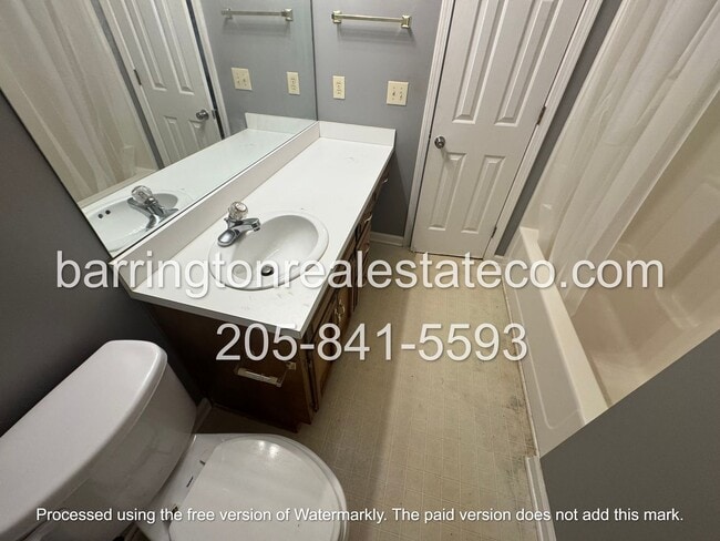 Photo - 1983 Townhouse Ln