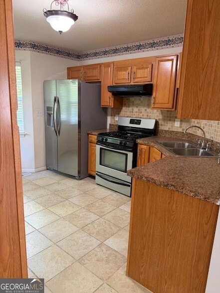 Photo - 72 Victorian Cir