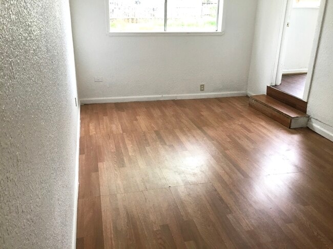 big bedroom - 2127 B Street