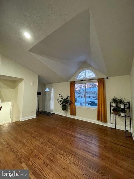 Photo - 402 Kojun Ct