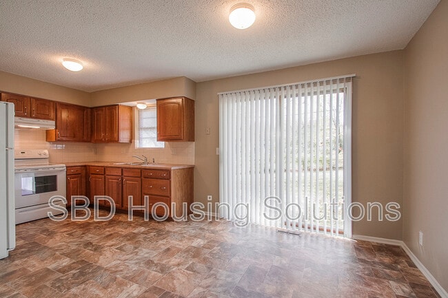 Photo - 10408 Smalley Ct