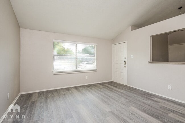 Photo - 4220 Caldwell Ave