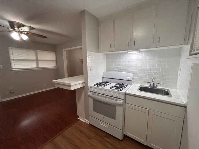 Photo - 8803 Timberside Dr Unit 4