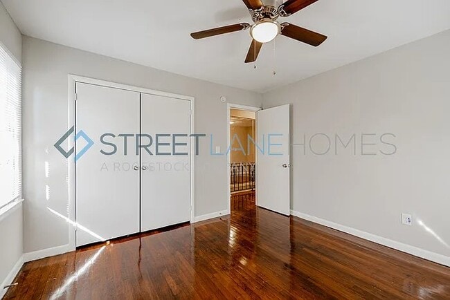 Photo - 822 33rd Ave