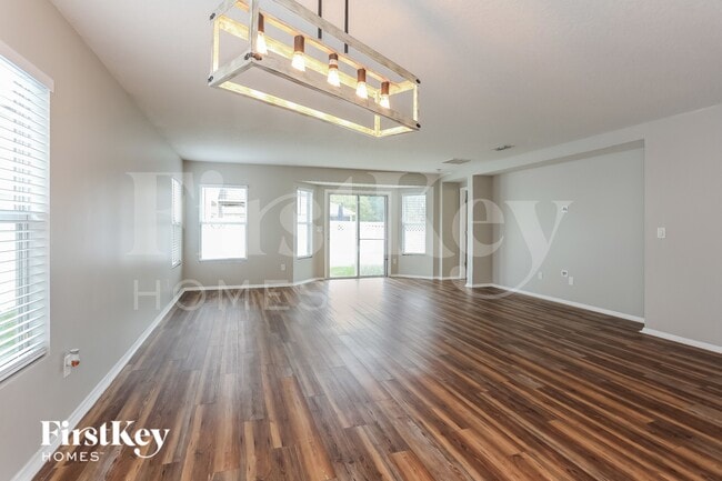 Photo - 335 Candlebark Dr