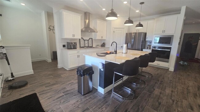 Building Photo - 125 Raleigh Dr