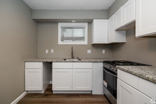 Photo - Lux Off Riverwalk