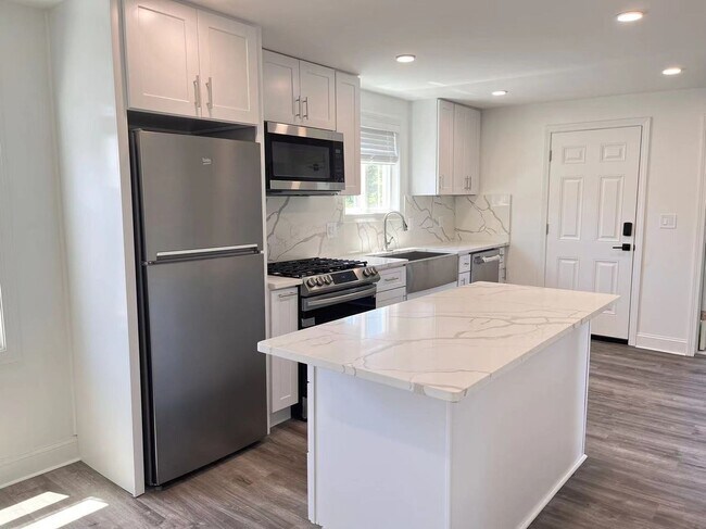 Photo - Central Location, In-Unit Washer and Dryer...