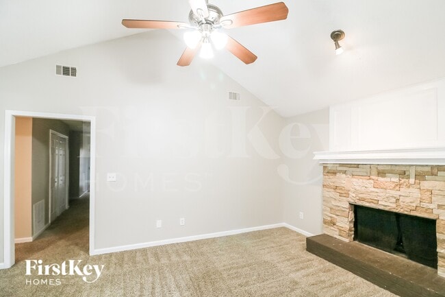 Photo - 1726 Hidden Acres Dr SW