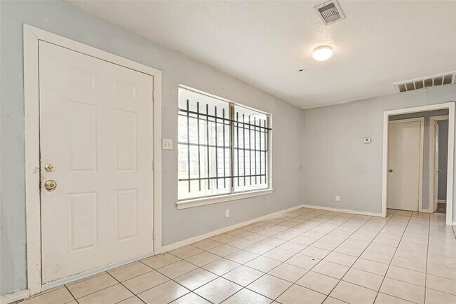 Photo - 4026 Knoxville St