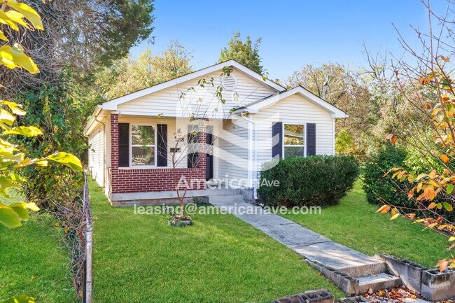 Photo - 2218 W Madison St