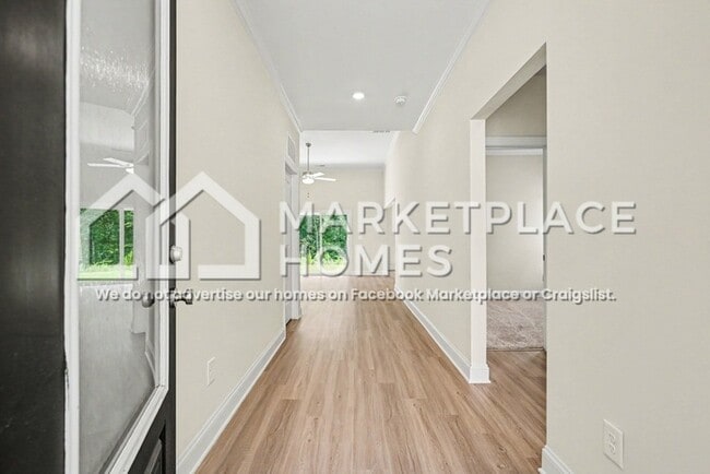 Photo - 135 S Sina St