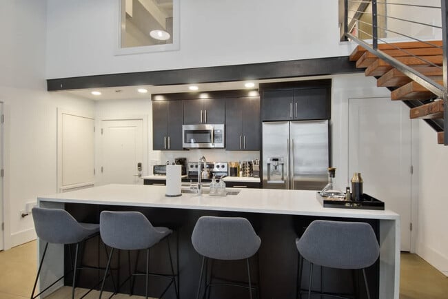 Photo - 822 Howard Ave Unidad ID1272347P