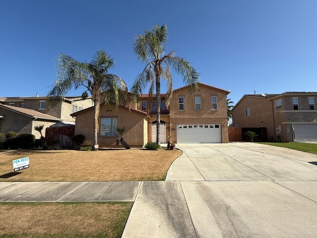 Spacious Single Family Home in Bakersfield... - Spacious Single Family Home in Bakersfield...