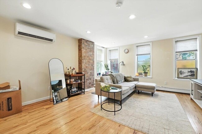 Photo - 612 Jersey Ave Unit 3