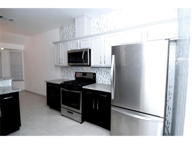Photo - 107 Tanglewood Ln