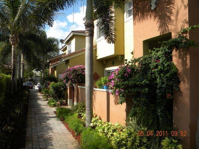 Photo - 3210 Merrick Terrace