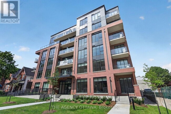 Photo - 56 Bayswater Ave Unit 302