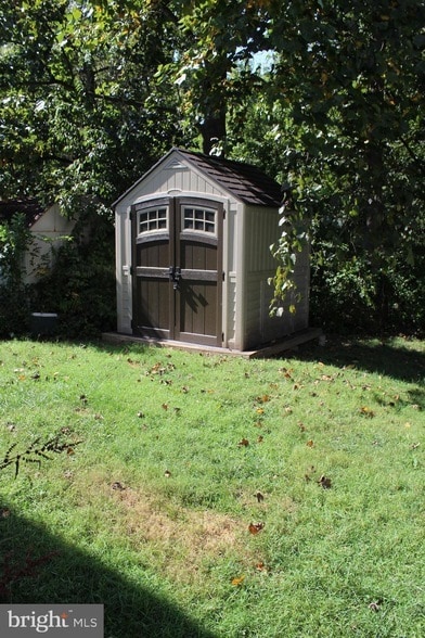 Photo - 426 Harmon Rd