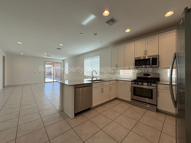 Photo - 6324 W Warner St