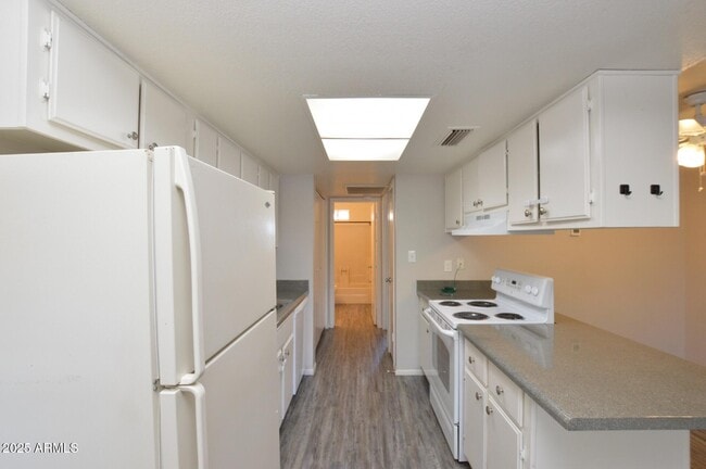 Photo - 3004 E Waltann Ln Unit 7