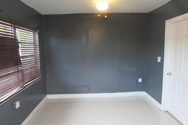 Building Photo - 14180 NW 23rd Ct Rental