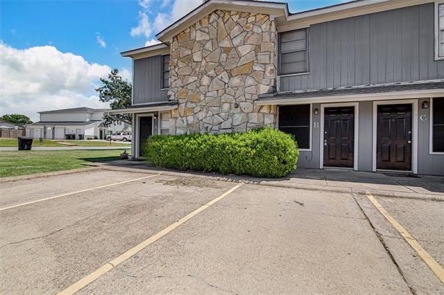 Photo - 1403 Courtney Pl
