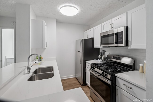 Photo - Mason at Van Dorn